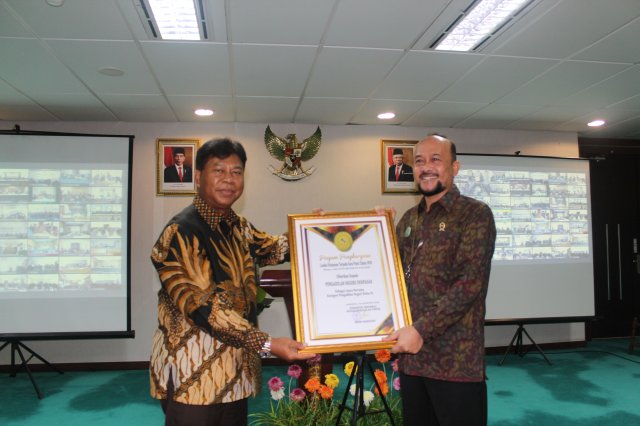 Penyerahan Sertifikat 08-08-2020